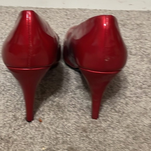 Ruby red peep toe heels size 10 - Picture 3 of 4
